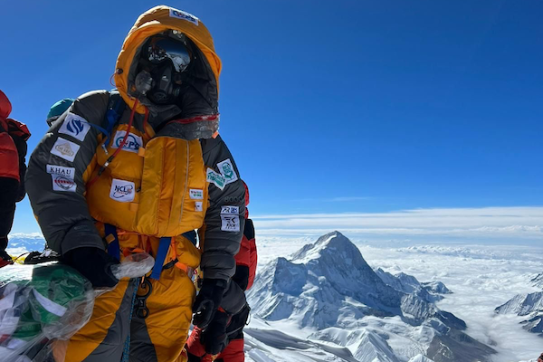 Akke Rahman on the peak of Everest